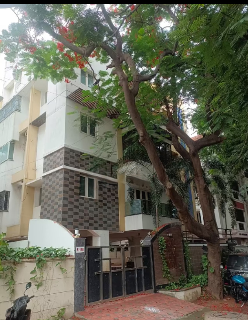Flat for sales