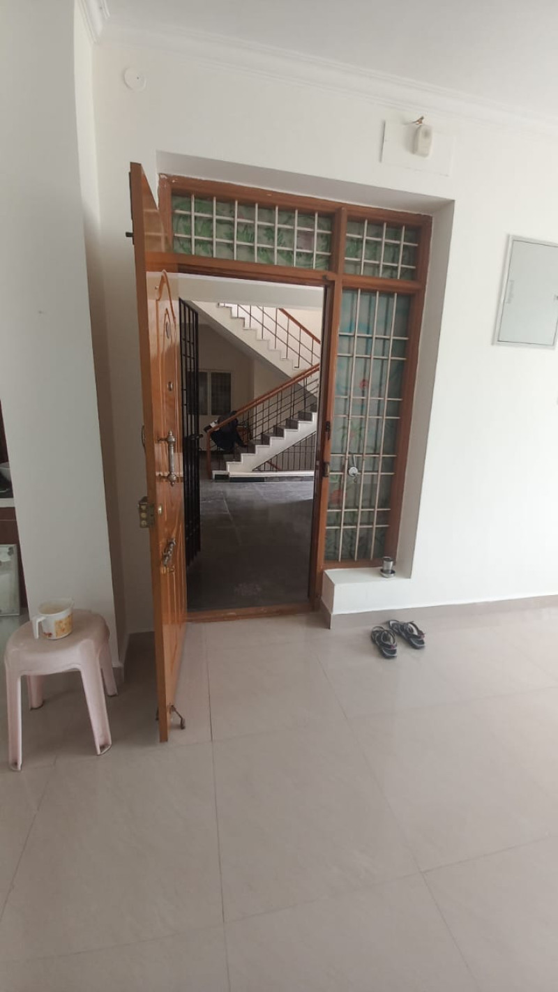Flat for sales
