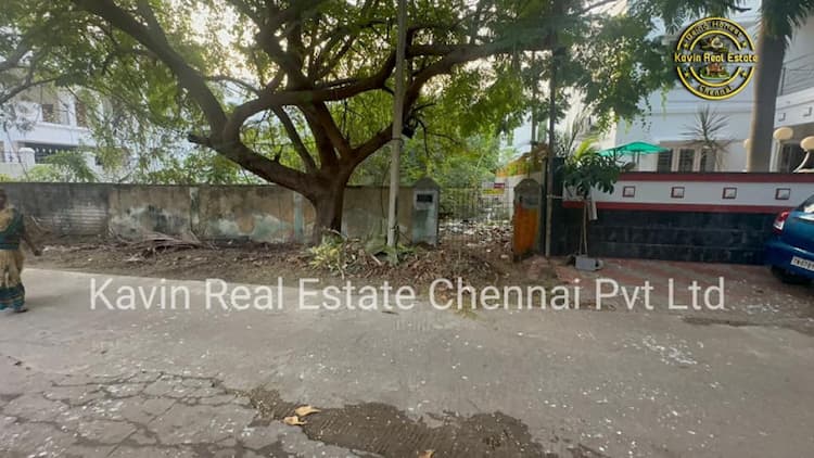 Plot Sale In Neelankarai
