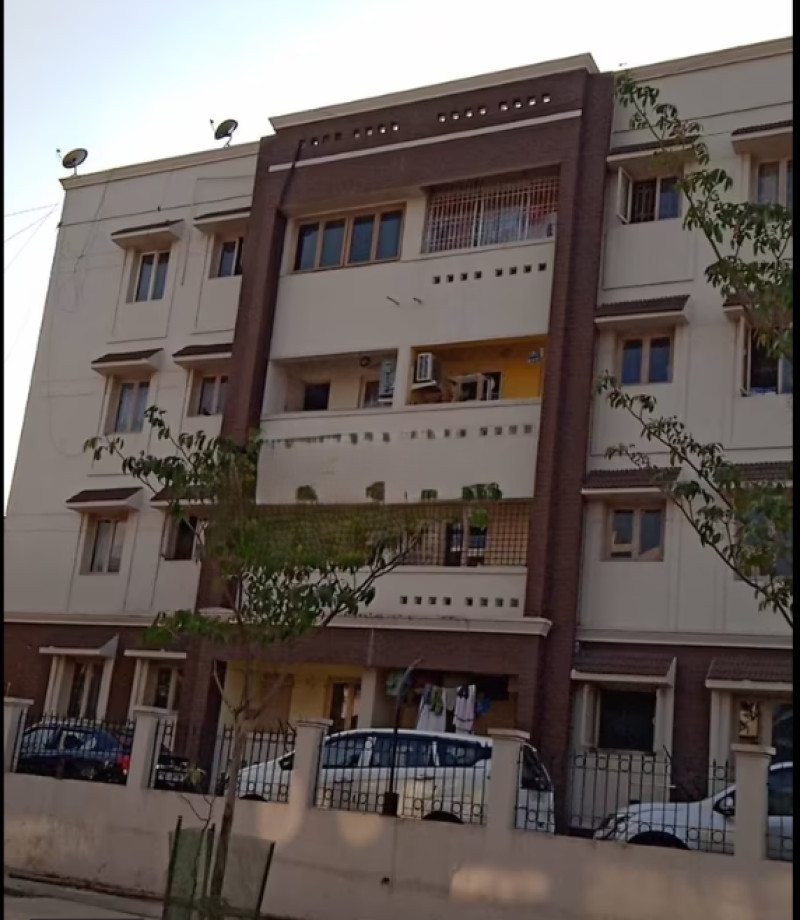 Flat for sales