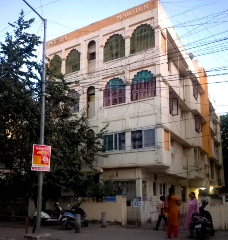 Flat for sales