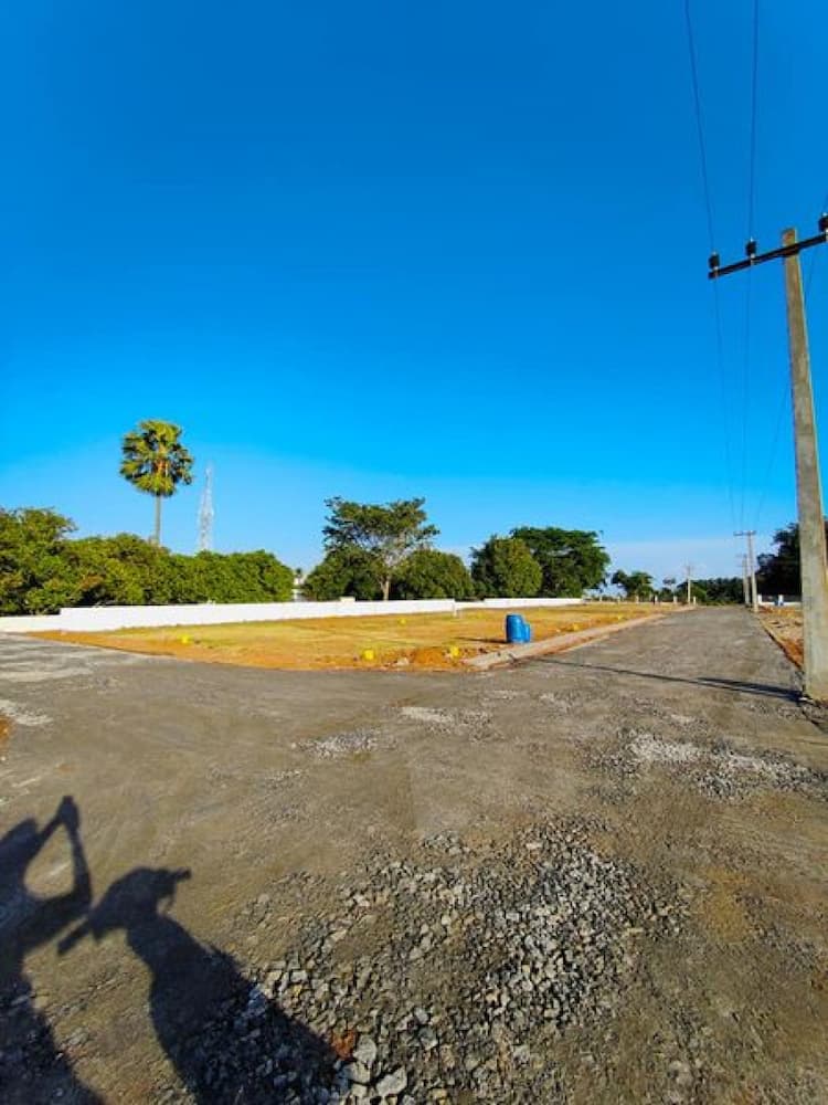 happy avenue land sale