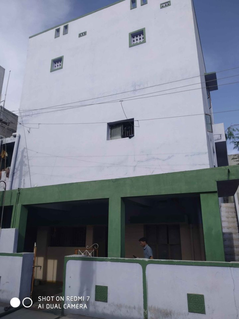 6bhk house for sale