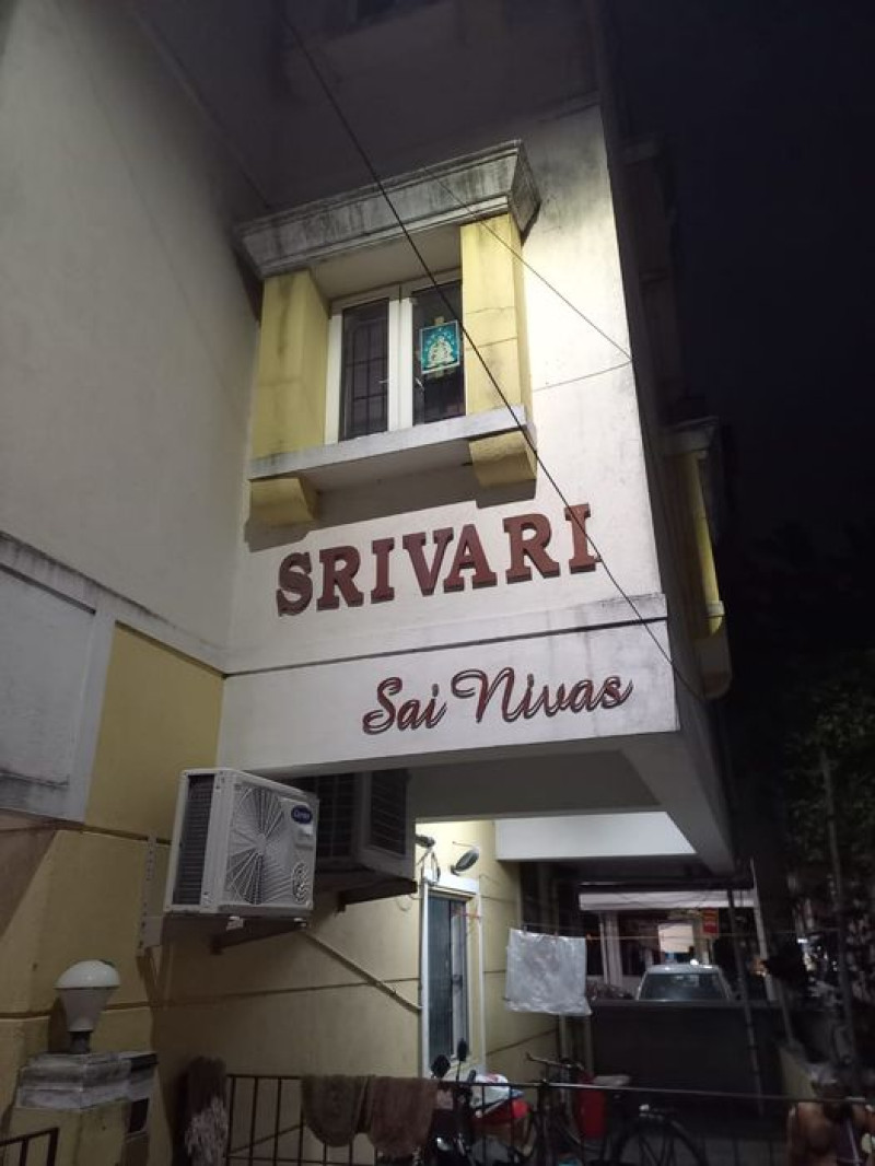 Flat for sales
